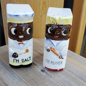 Salt and pepper shakers..Africa America chefs.  * very unusual *